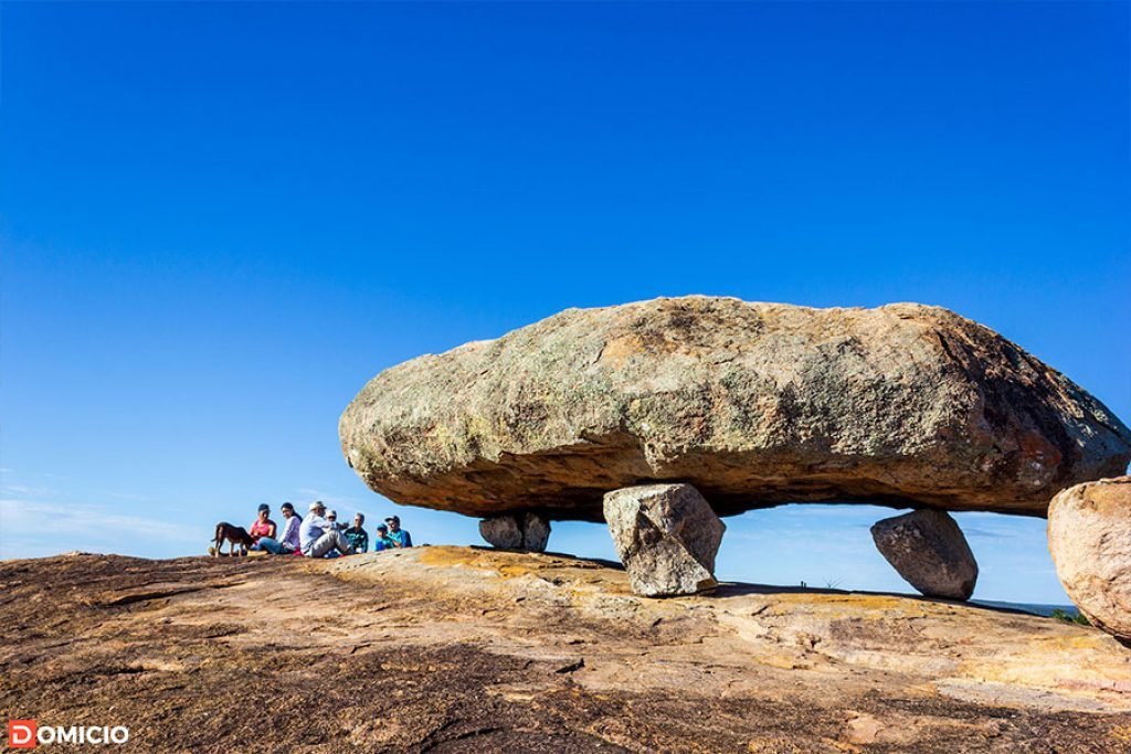 Piquenique ao lado da Pedra da Santana