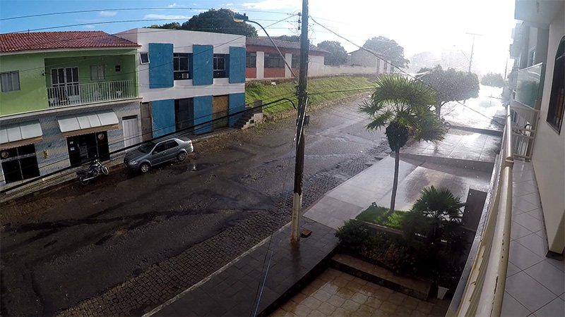 Chuva e Arco-íris no outono de Paramirim