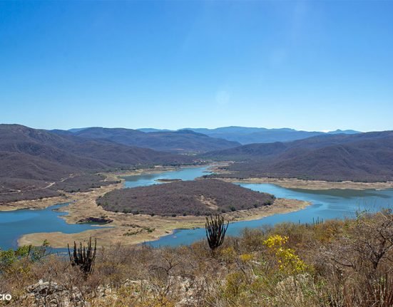 Barragem do Zabumbão de Paramirim