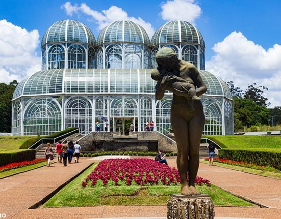 Passeio pelo Jardim Botânico de Curitiba
