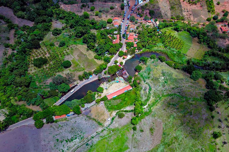 Foto aérea do Balneário do Rio Paramirim