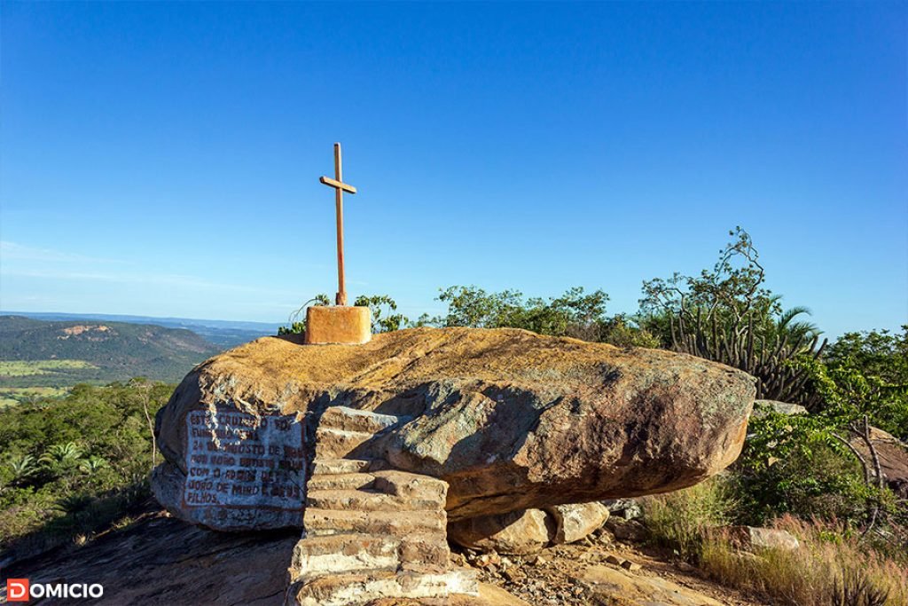 Cruzeiro da Serra da Santana, Paramirim, Bahia.