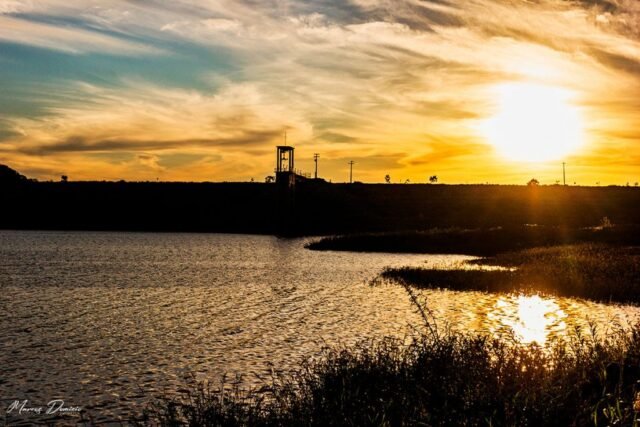 Pôr do sol na Barragem do Zabumbão